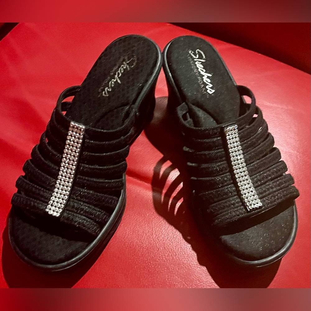 Skechers Cali Hot Shot Rumbler Rhinestone Women BlackSandals wedge size 7.5 - Picture 2 of 7